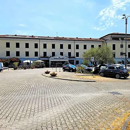 Santa Caterina Park ホテル サルツァーナ